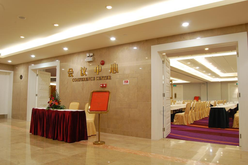 Celeste Palace International Hotel Jiangmen Exterior foto